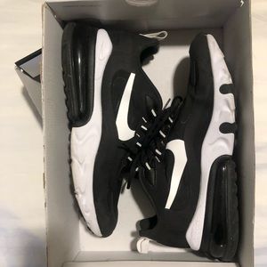 Nike airmax 270 reacts